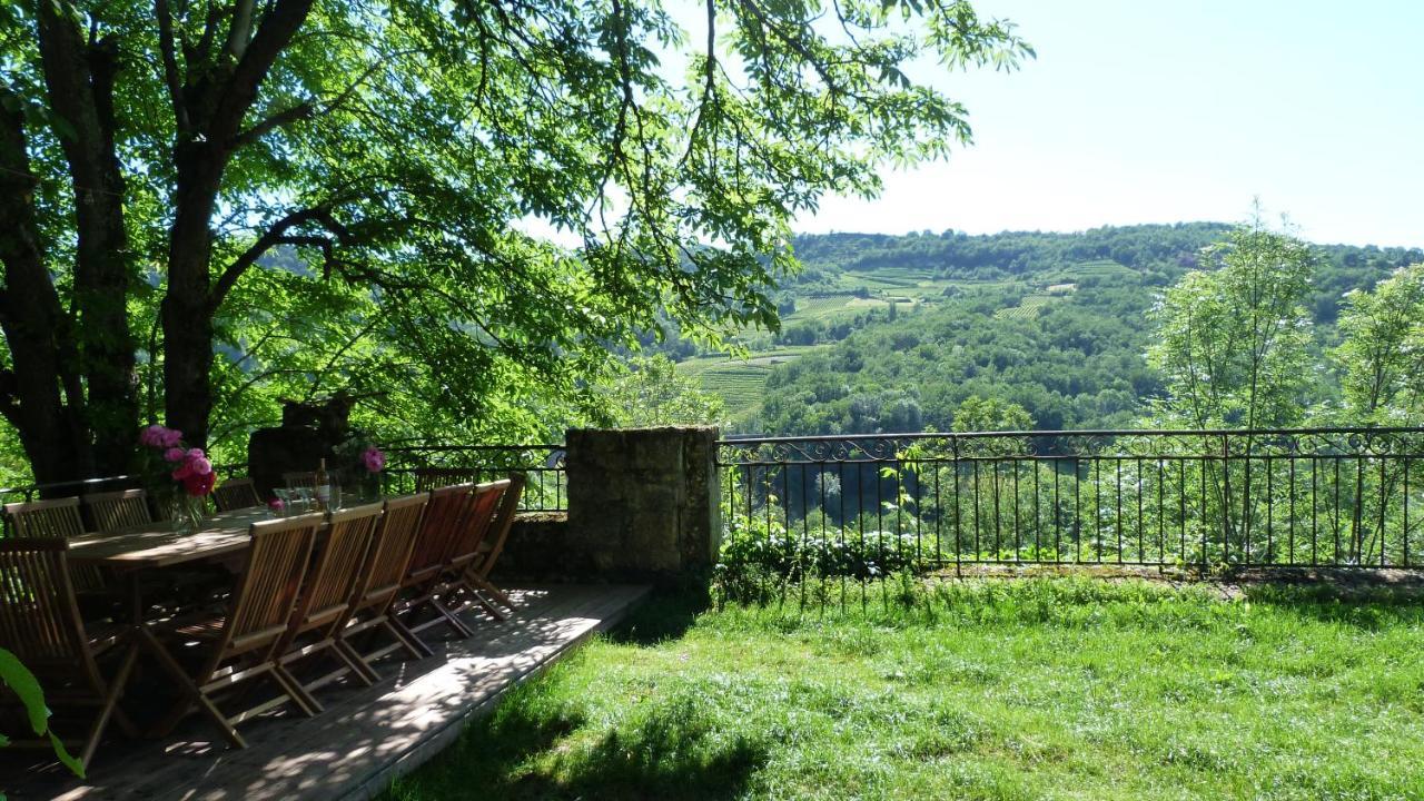 Maison De Famille Et D'Ami-E-S Valady Exteriör bild